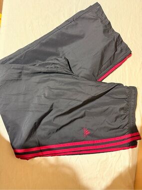 Adidas essential 3 striped pants XL